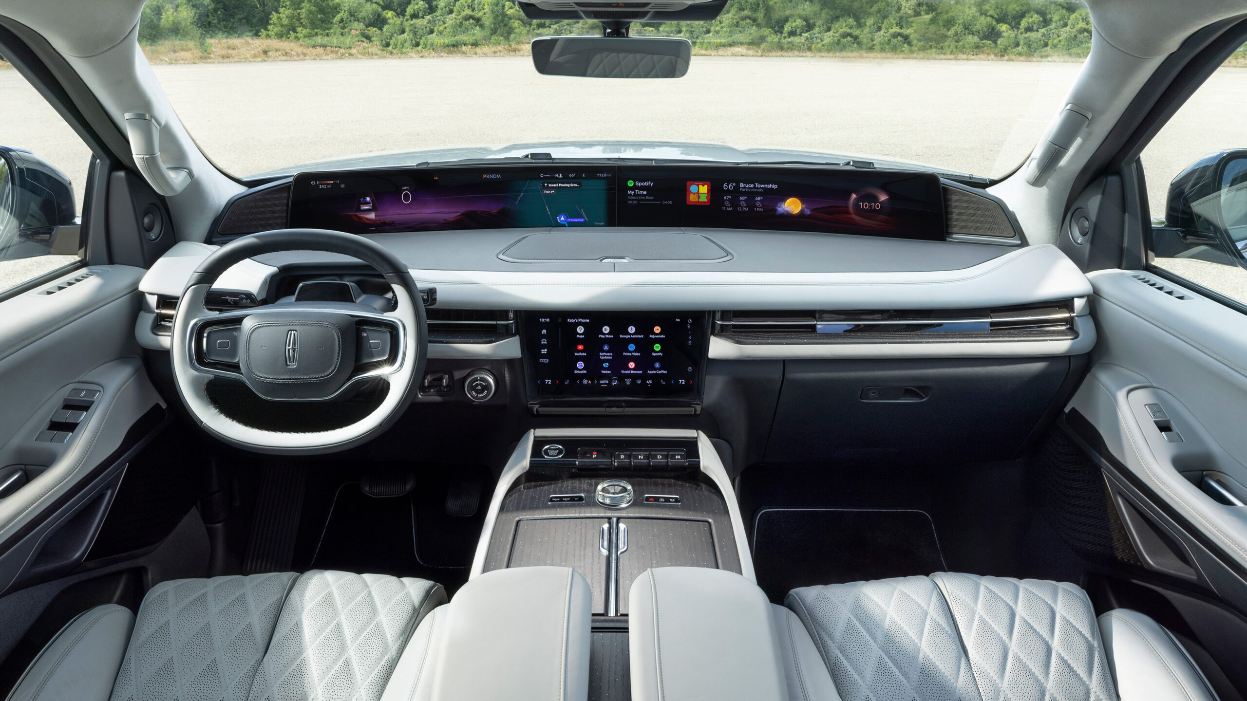 How Much Does Toronto Airport Limo Service Cost in 2026?